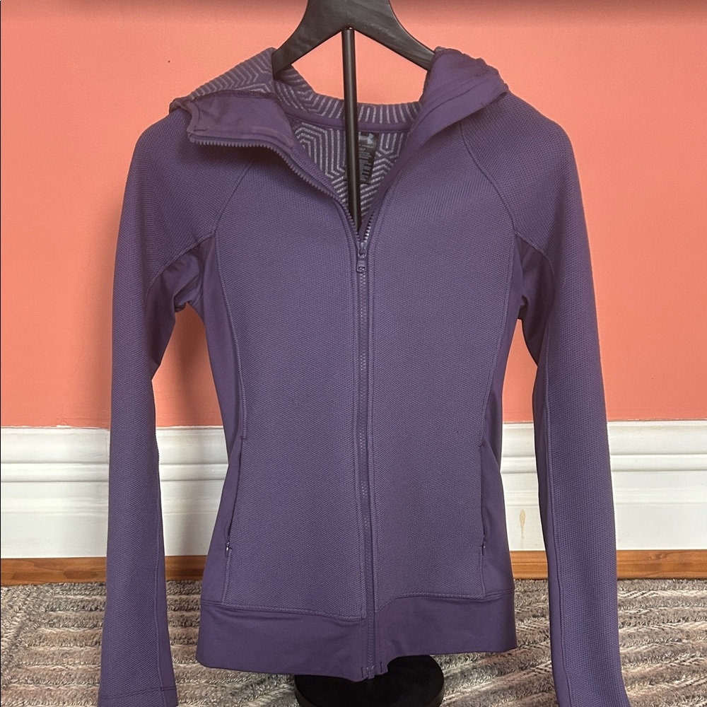 Under armour cold gear infrared jacket.
